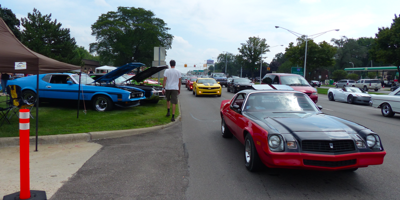 Illustration for article titled The Weirdest And Sexiest Cars That Showed Up To The Woodward Dream Cruise